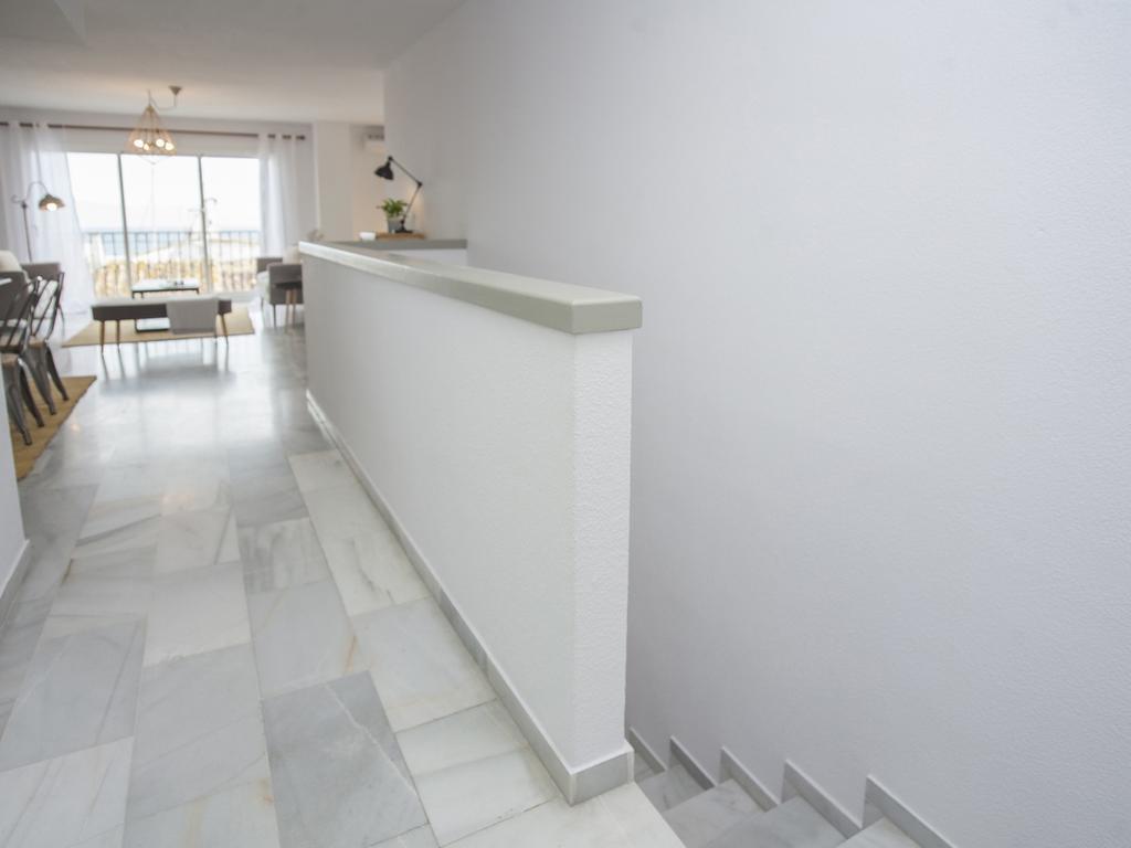 Banus Duplex Waterfront Apartment Marbella Exterior photo